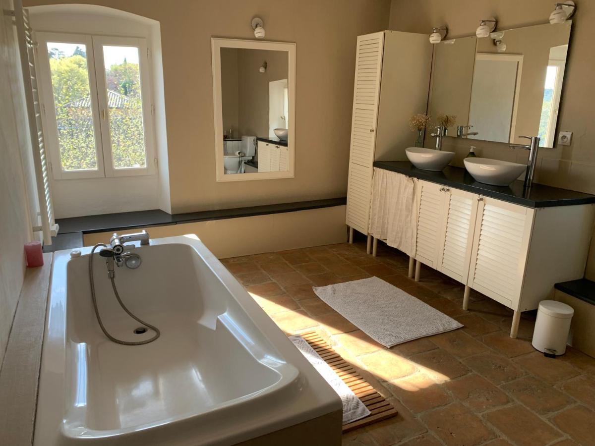Mas Les Romarins, 10 Min D'Uzes, Piscine Et Grand Jardin Clos, Jeux, Nid De Repos Et Base Pour Activites Dans Le Gard (Adults Only) Exteriér fotografie